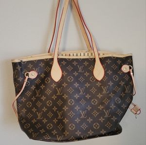 Fake LV Bag. Bad Condition